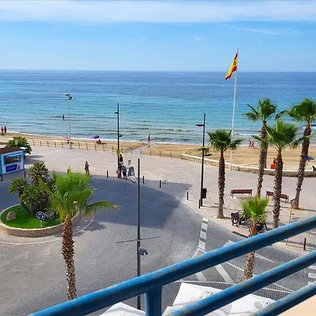 Agradable En Primera Linea Playa Arenal *