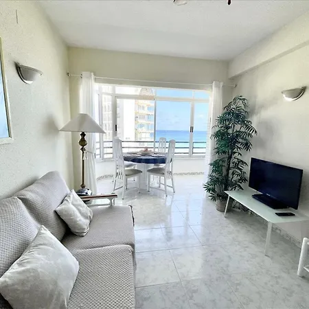 Agradable En Primera Linea Playa Arenal